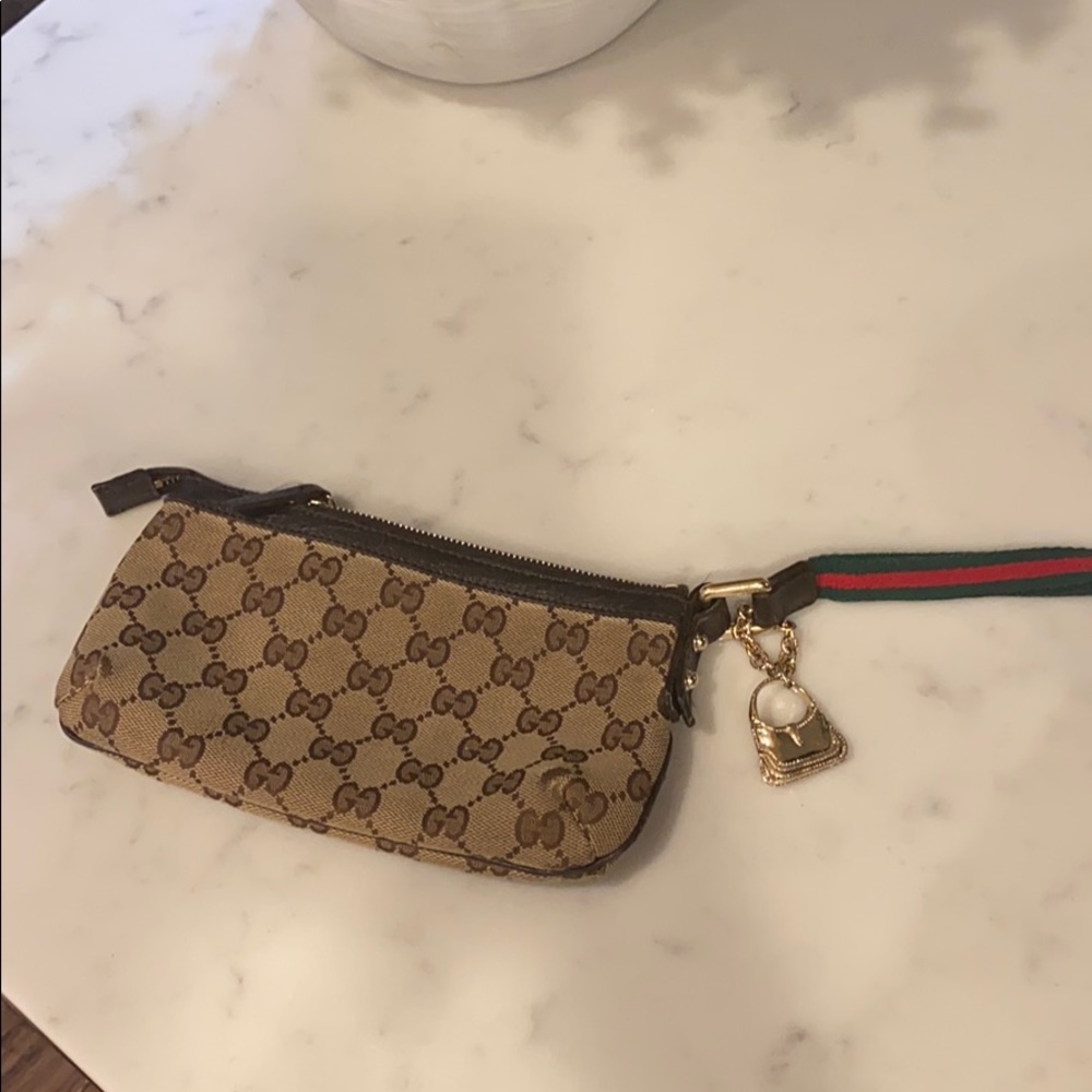 Gucci wristlet